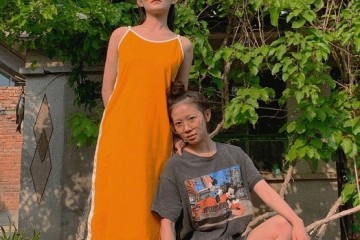 蒋依依摄影从不必美颜原相机拍下生图后19岁少女身段太养眼